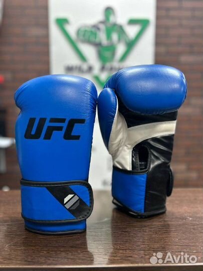 Боксерские перчатки UFC