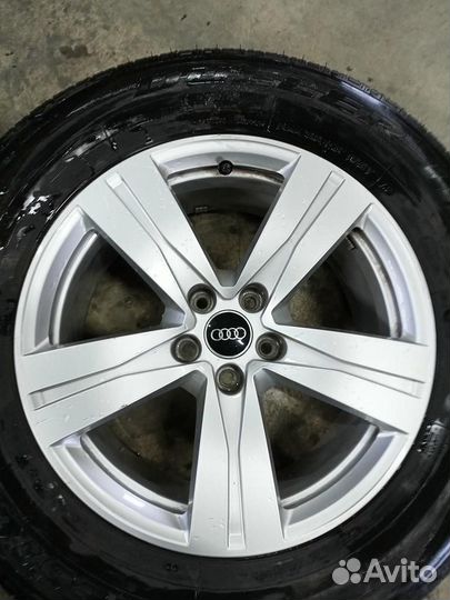 Комплект колес Audi Q7 4M BridgeStone 255/60 R18