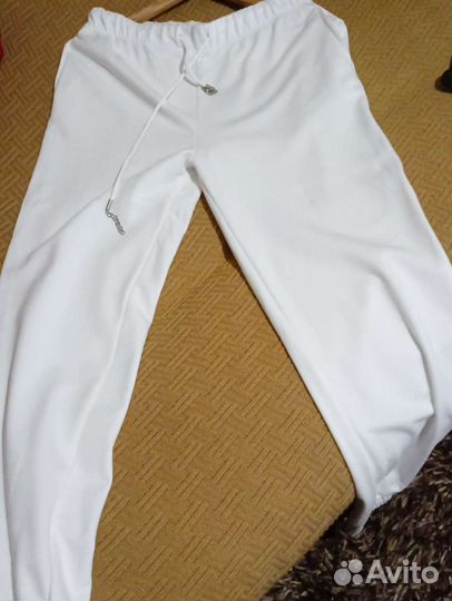 Спортивные брюки