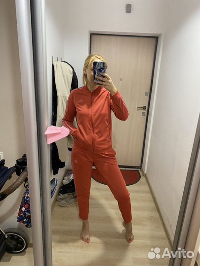 Спортивный костюм adidas