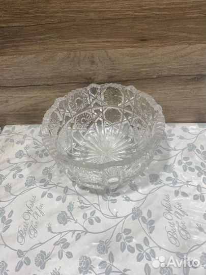 Хрустальная конфетница