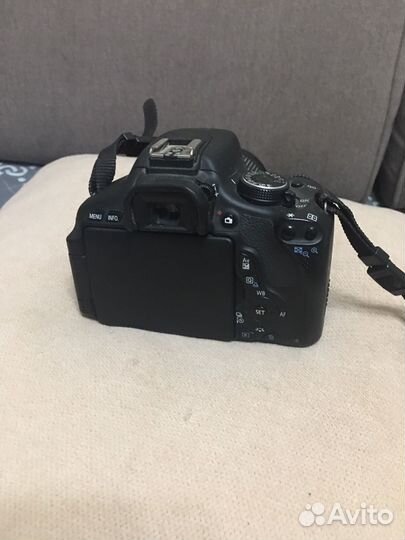 Зеркальный фотоаппарат canon 600d