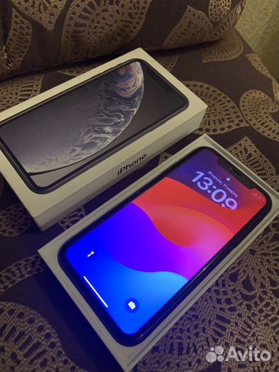 iPhone Xr, 64 ГБ