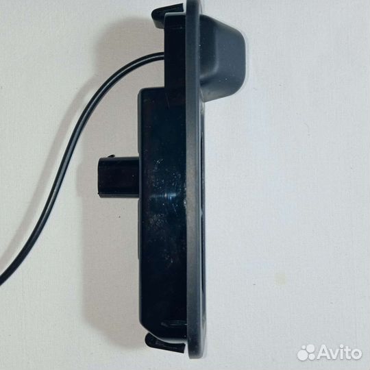 Видеокамера заднего вида (для парковки)