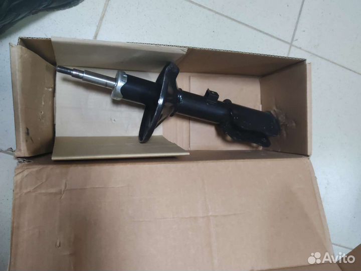 Стойка для hyundai accent