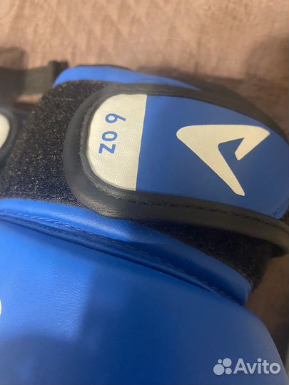 Боксерские перчатки и защита детские