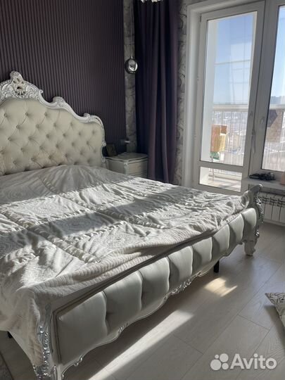 Кровать двухспальная