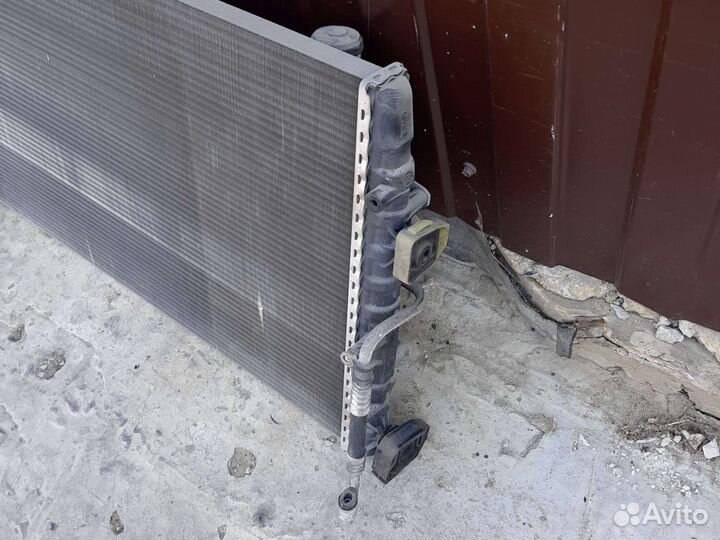 Радиатор охлаждения VW Polo 2005-2009