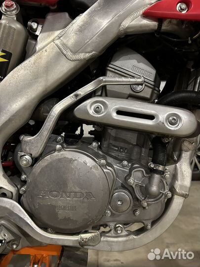 Кроссовый мотоликл Honda CRF 250R