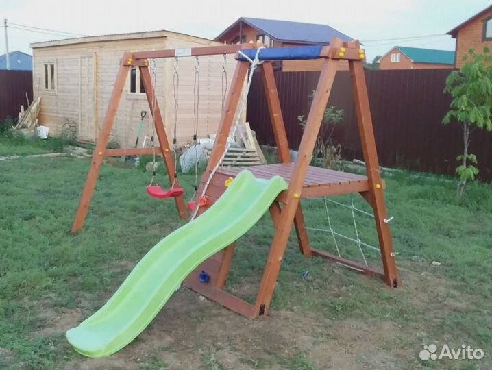 Детская уличная спортивная площадка