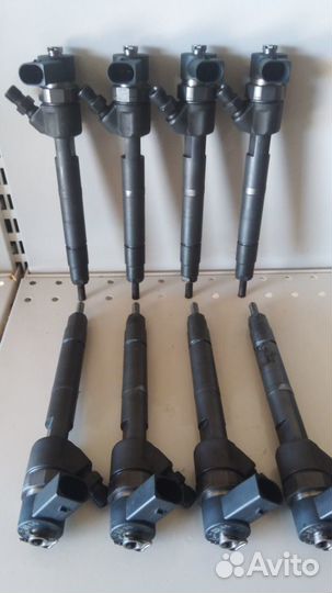 Форсунка Mercedes Vito 2.2 Cdi A6460700287