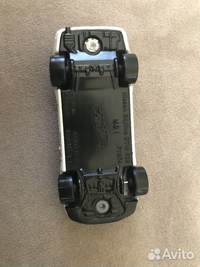 Hotwheels skyline r32