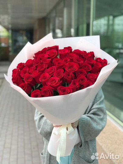 Букет 51 Роза. Доставка