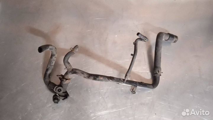 Патрубок охлаждения Audi A4 B5 1999 8D0121101K