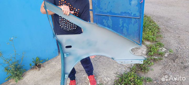 Volkswagen sharan крыло