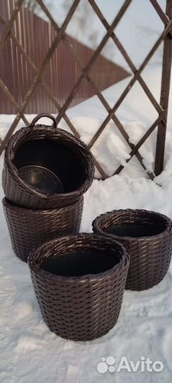 Кашпо уличное