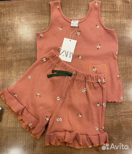 Летний комплект на девочку