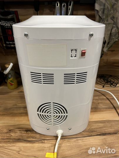 Кулер для воды