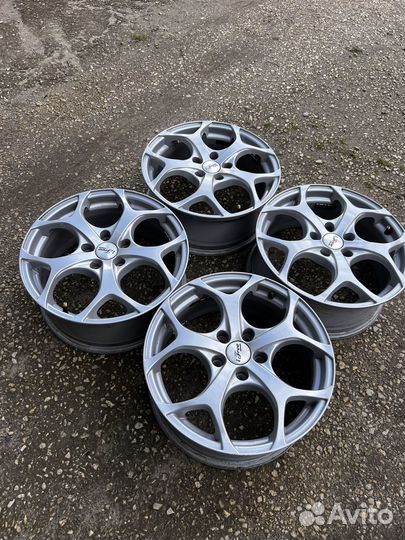 Литые Диски R17/5/114,3 цо 67.1