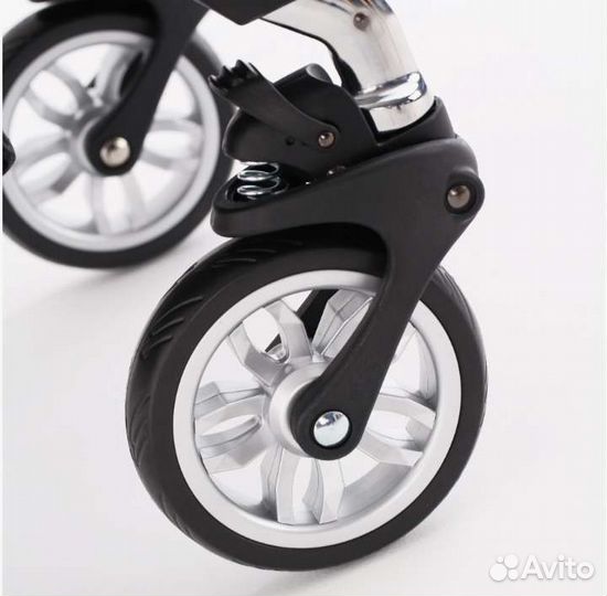 Легкая прогулочная коляска Zooper (США)