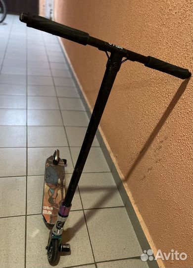 Трюковой самокат стрит