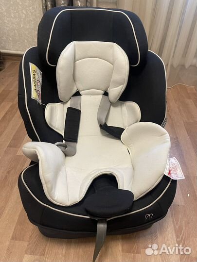 Автомобильное кресло Ailebebe Zutto