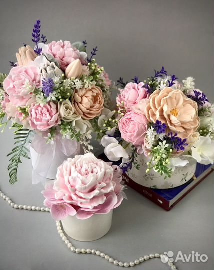 Букет пионов из мыла