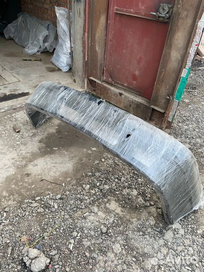 Продам бампер ваз 2114