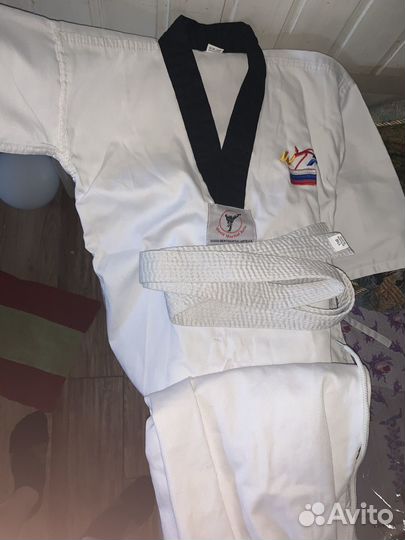 2 комплекта Кимоно 120-130см с запахом и без