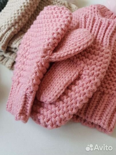 Комплект шапка варежки