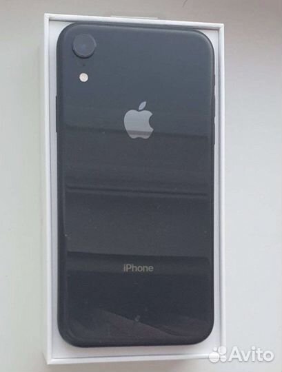 Телефон iPhone xr 4/64