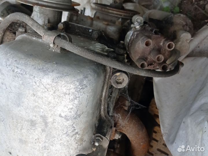 Двигатель2140