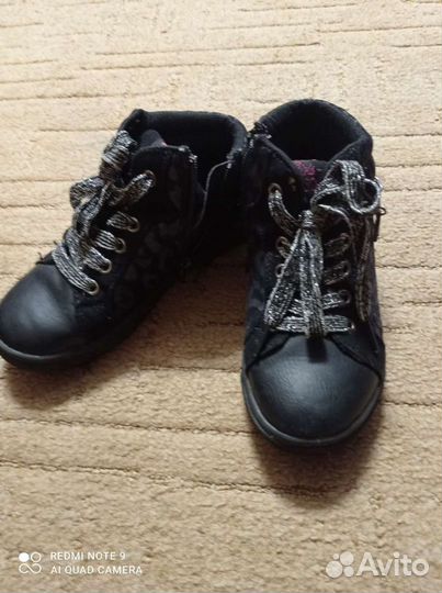 Ботинки для девочки