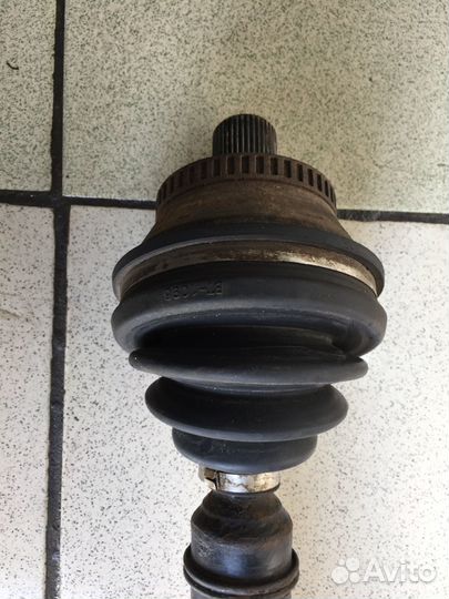 Привод передний Audi A6 C5 2.4