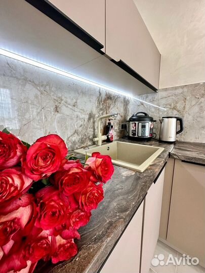 Угловая кухня на заказ. Производство