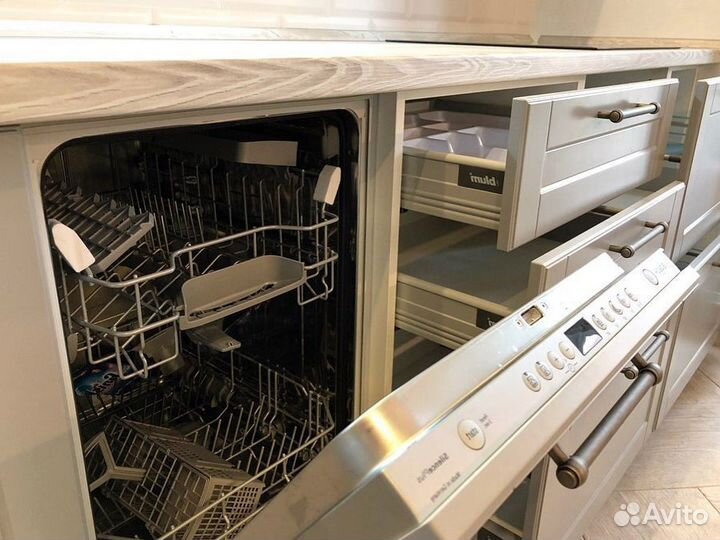 Кухонный гарнитур на заказ. Долговечные материалы