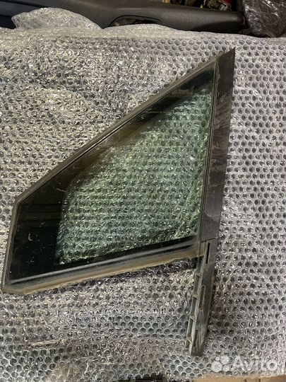 Стекло двери citroen С 4