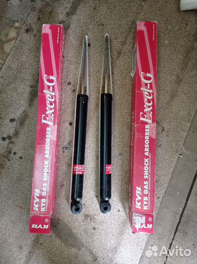 Задний амортизатор