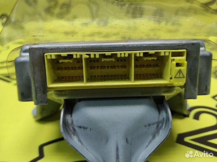 Блок управления Airbag Toyota Harrier GSU30 2grfe