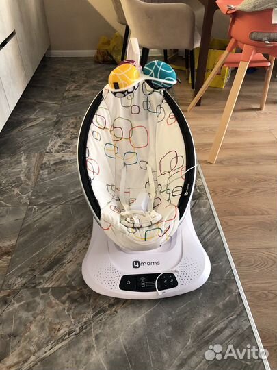 Продаю электрокачелю 4moms Mamaroo 4.0