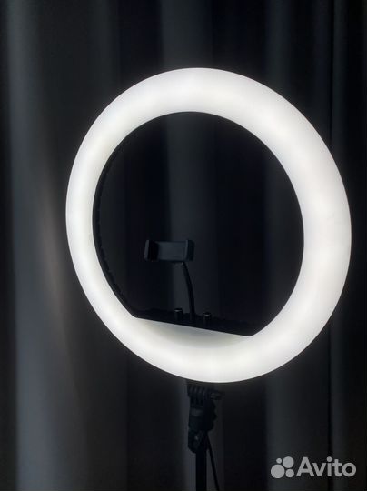 Кольцевая лампа