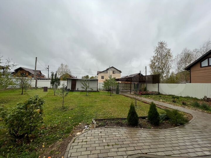 Дом 167 м² на участке 10 сот.