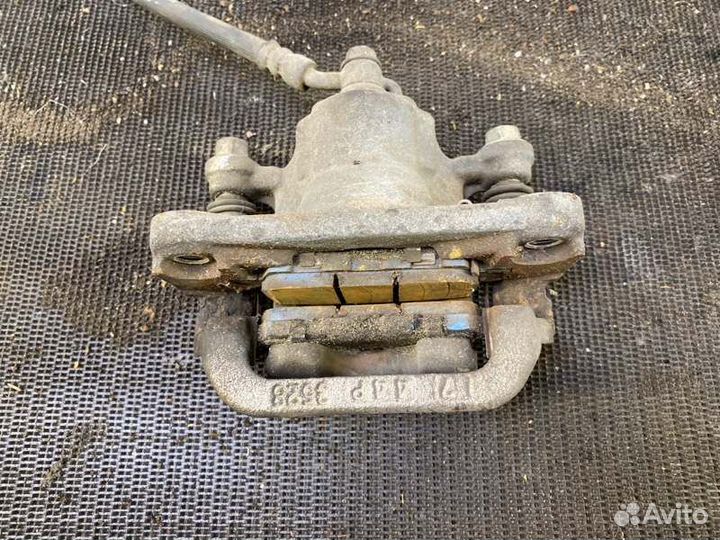 Передний Суппорт Nissan Teana L33