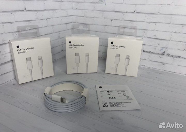 Кабель Apple lightning usb c
