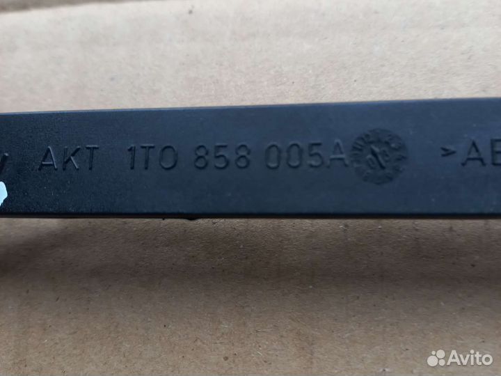 VW Touran рамка под 2DIN с эбу печкой