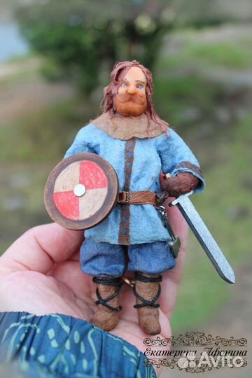 Ватная игрушка викинг