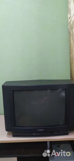 Телевизор samsung