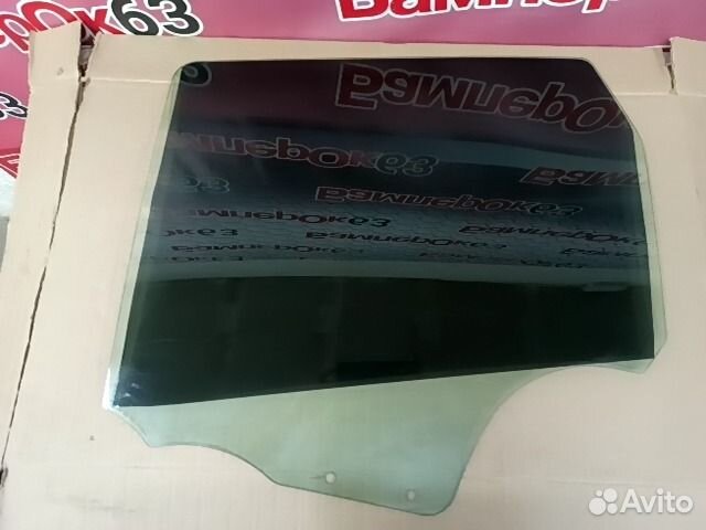 Стекло задний левое Renault Duster