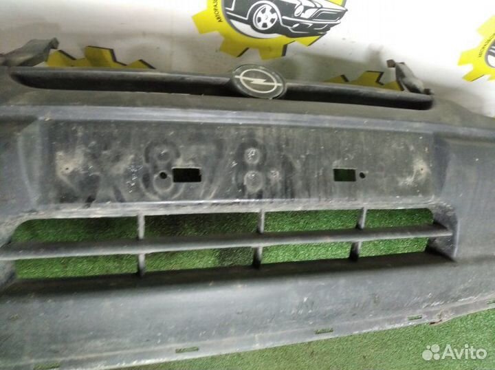 Бампер передний Opel Corsa B 1995