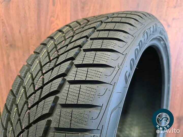 Goodyear UltraGrip Performance+ 275/40 R22 107V